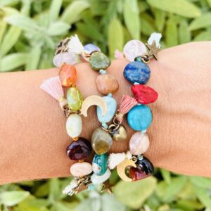 Pulsera personalizada · 15 piedras irregulares · Una joya mágica hecha solo para ti